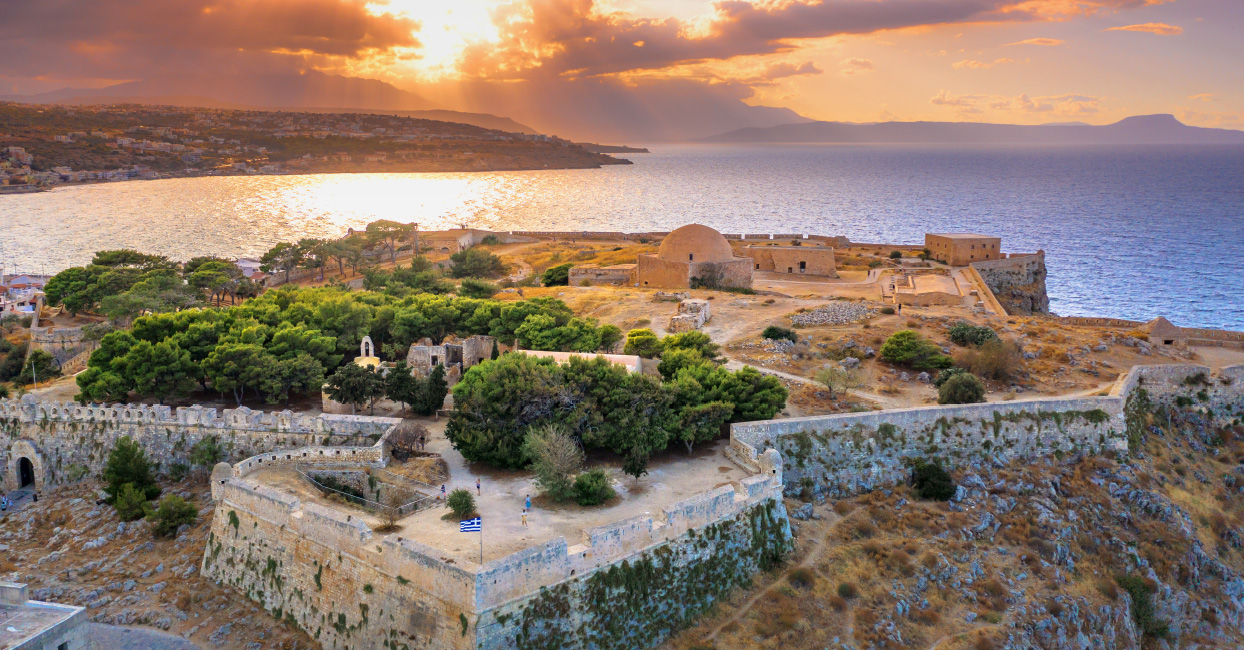 03-Rethymno-old-town-crete-destination-grecotel-villa-oliva